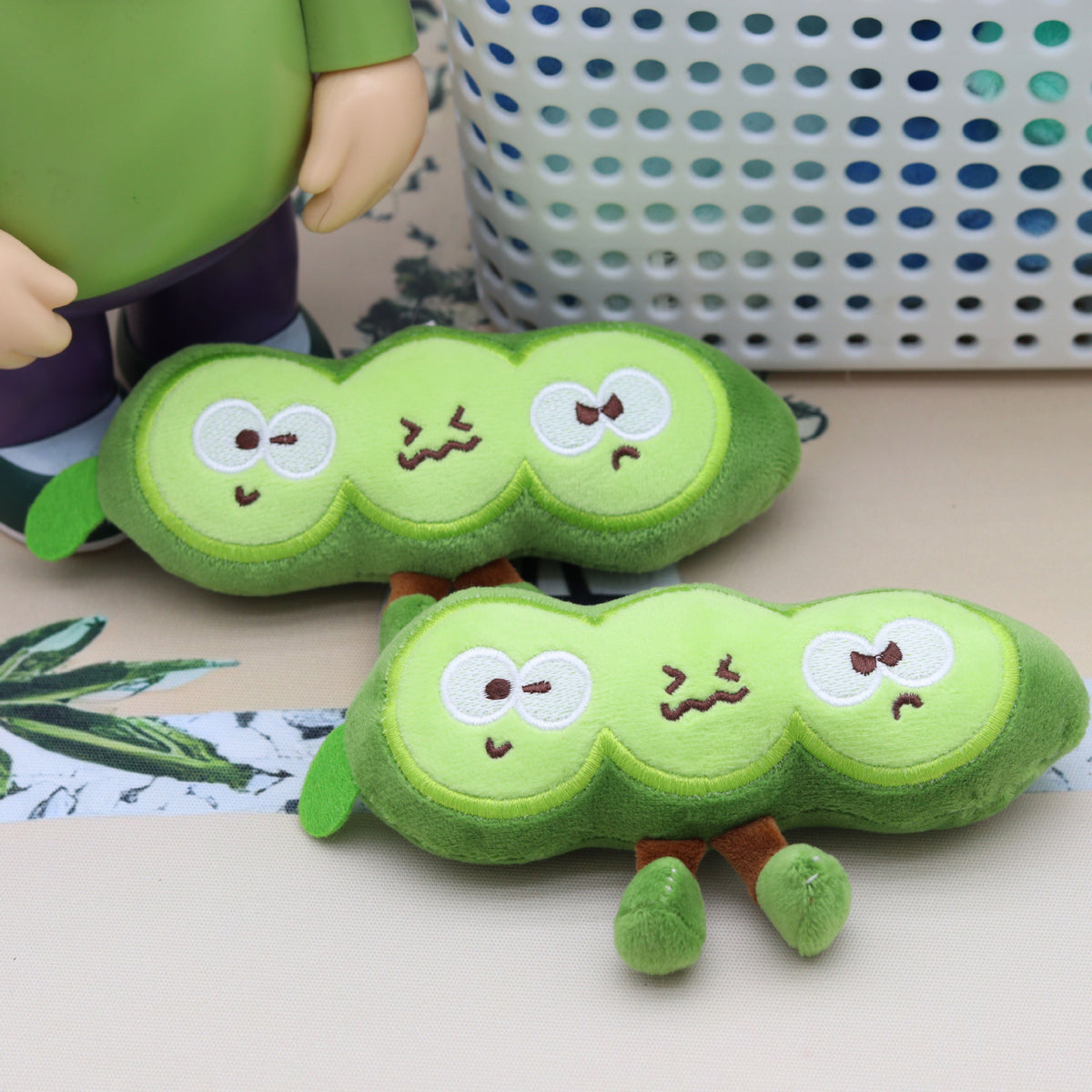 Pickle and Pals Plush Charm - Peas