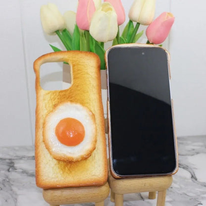 Coque iPhone 15/14/13/12 en silicone Toast et œuf au plat