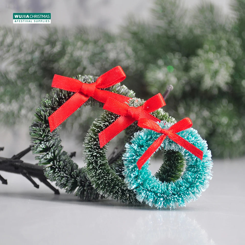 Christmas Mini Holiday Wreaths Set