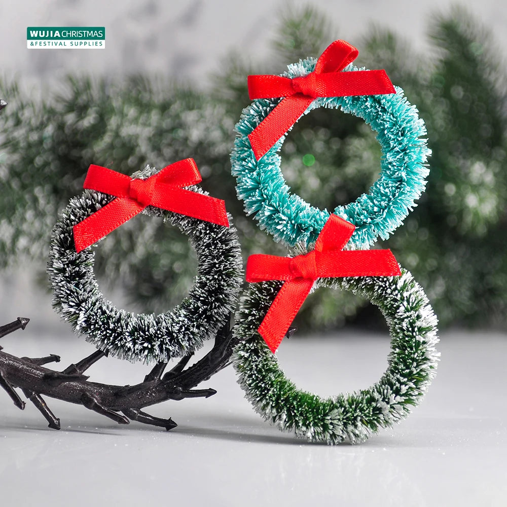 Christmas Mini Holiday Wreaths Set