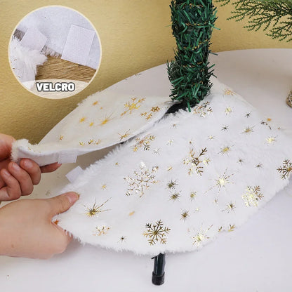 Snowy Plush Christmas Tree Skirt