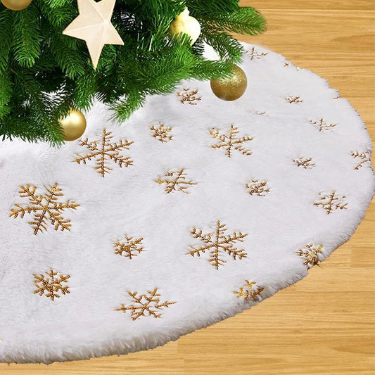 Snowy Plush Christmas Tree Skirt