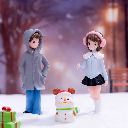 Christmas Couple Love Figurines Set