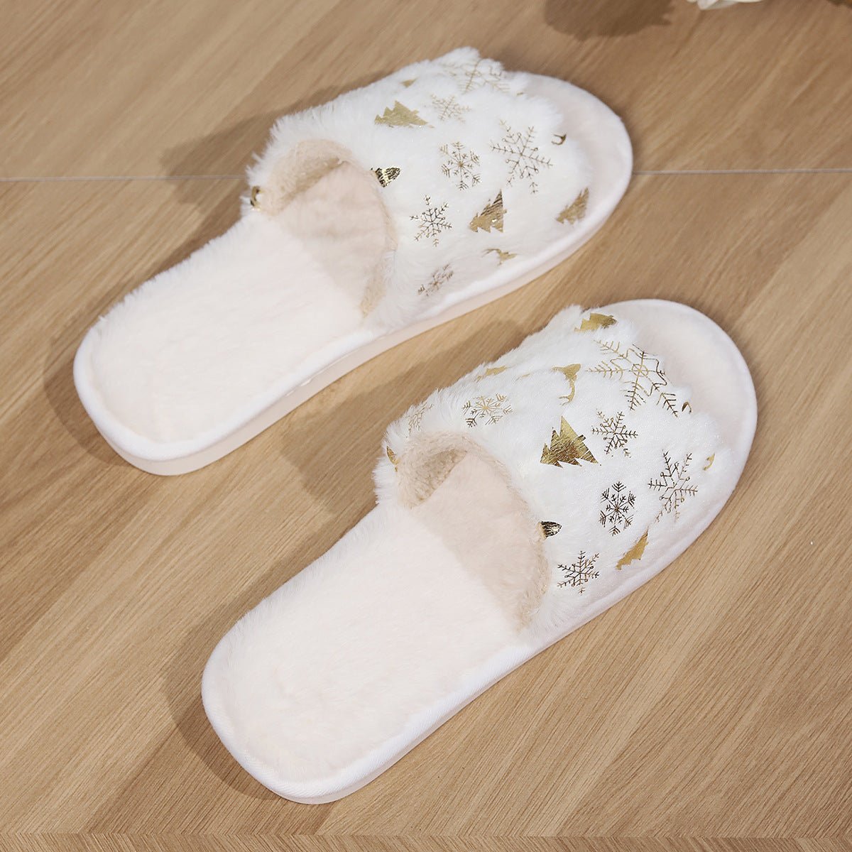 Christmas Plush Slippers Fashion Open - toed Home Slipper Indoor Warm Non - slip Floor Bedroom House Shoes For Couples Women Men - 4 - Scribble Snacks