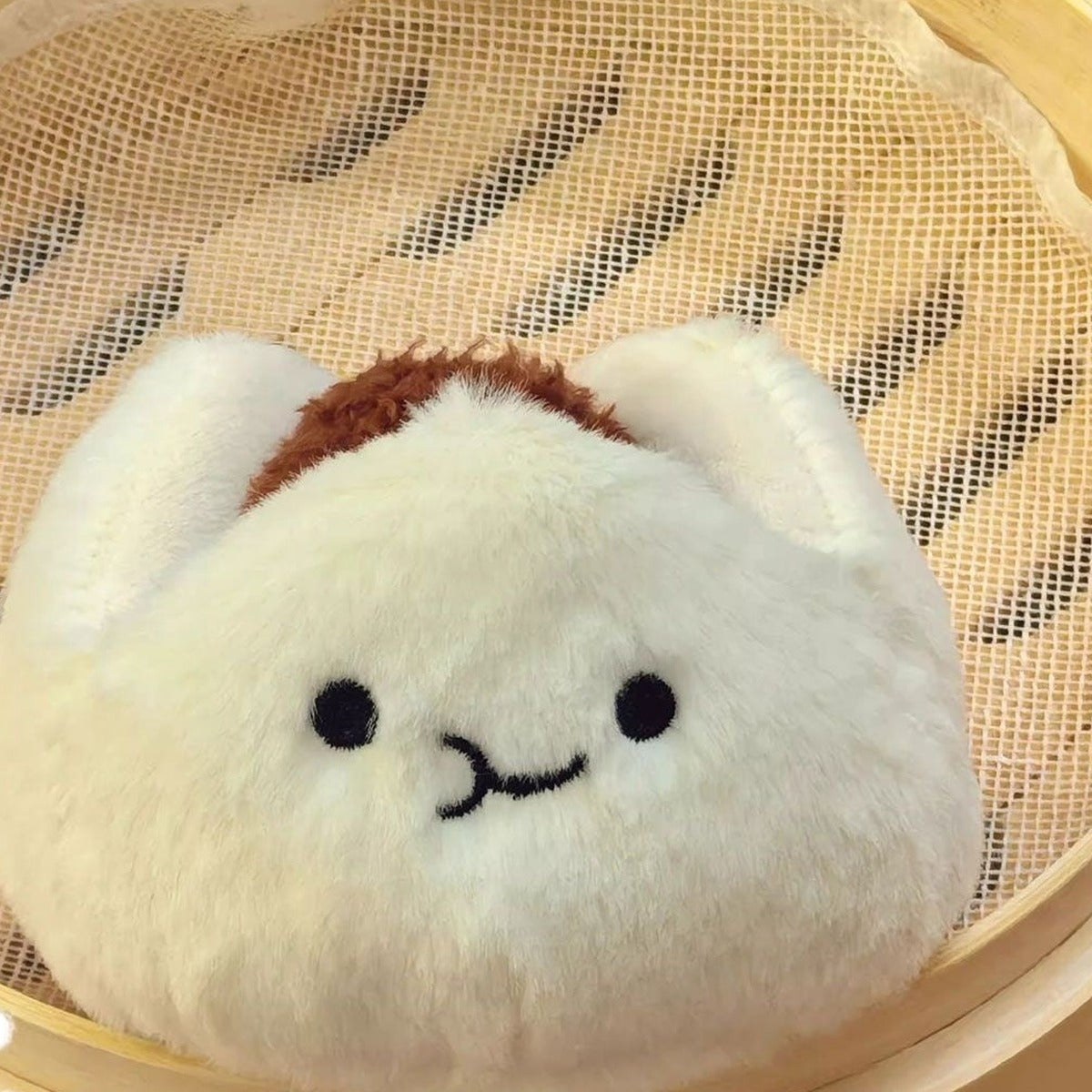 Char siu bao plush in a bamboo steamer, about 8 cm