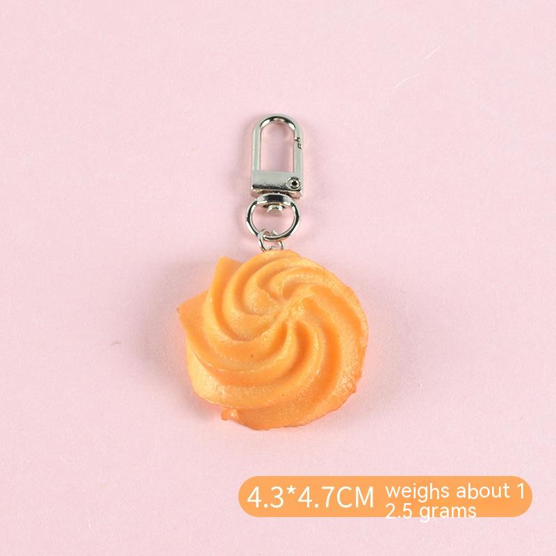 Swirl cookie keychain, about 4.3 x 4.7 cm