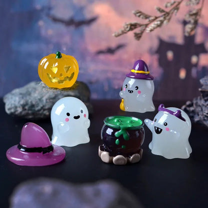 Funky Ghost Dessert Figurine - Halloween - Resin Ornaments & Charms - Scribble Snacks