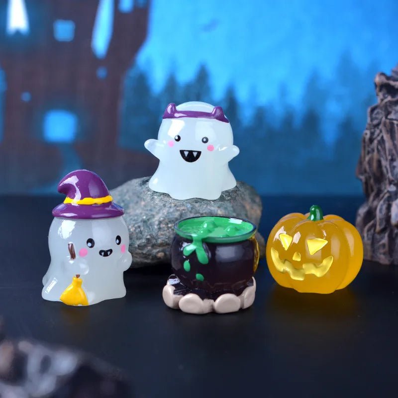 Funky Ghost Dessert Figurine - Halloween - Resin Ornaments & Charms - Scribble Snacks