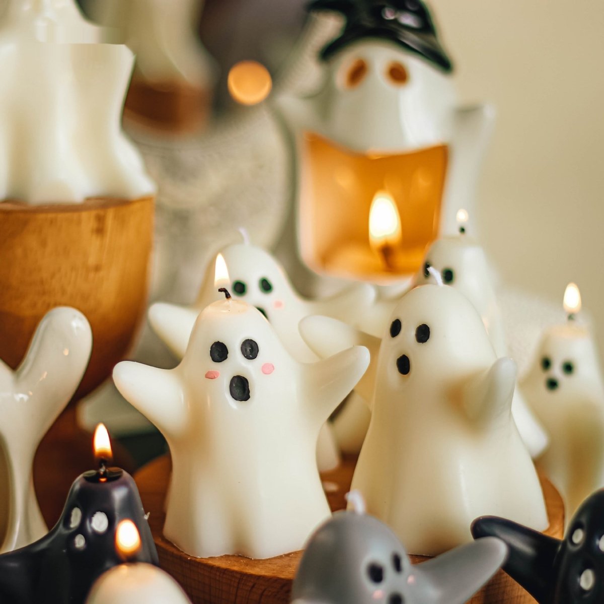 Halloween Candle Creative Ghost DIY Ornaments - 0 - Scribble Snacks