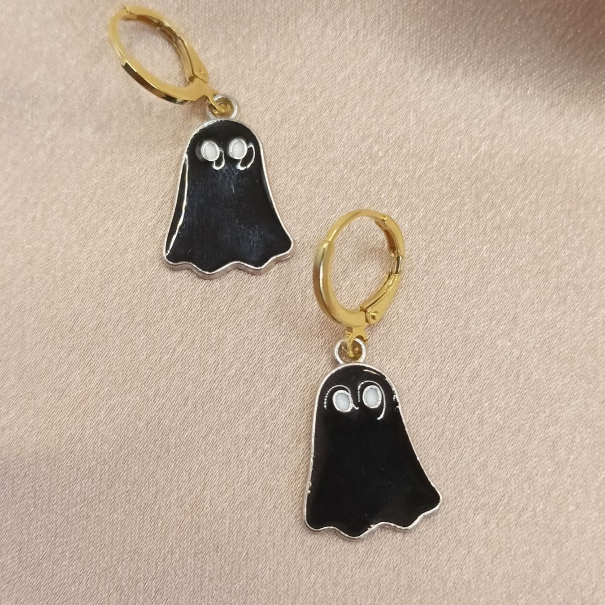 Halloween Cartoon Ghost Ear Clip - 0 - Scribble Snacks