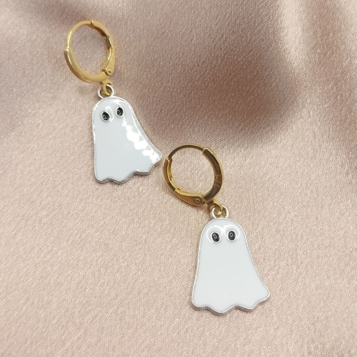 Halloween Cartoon Ghost Ear Clip - 0 - Scribble Snacks