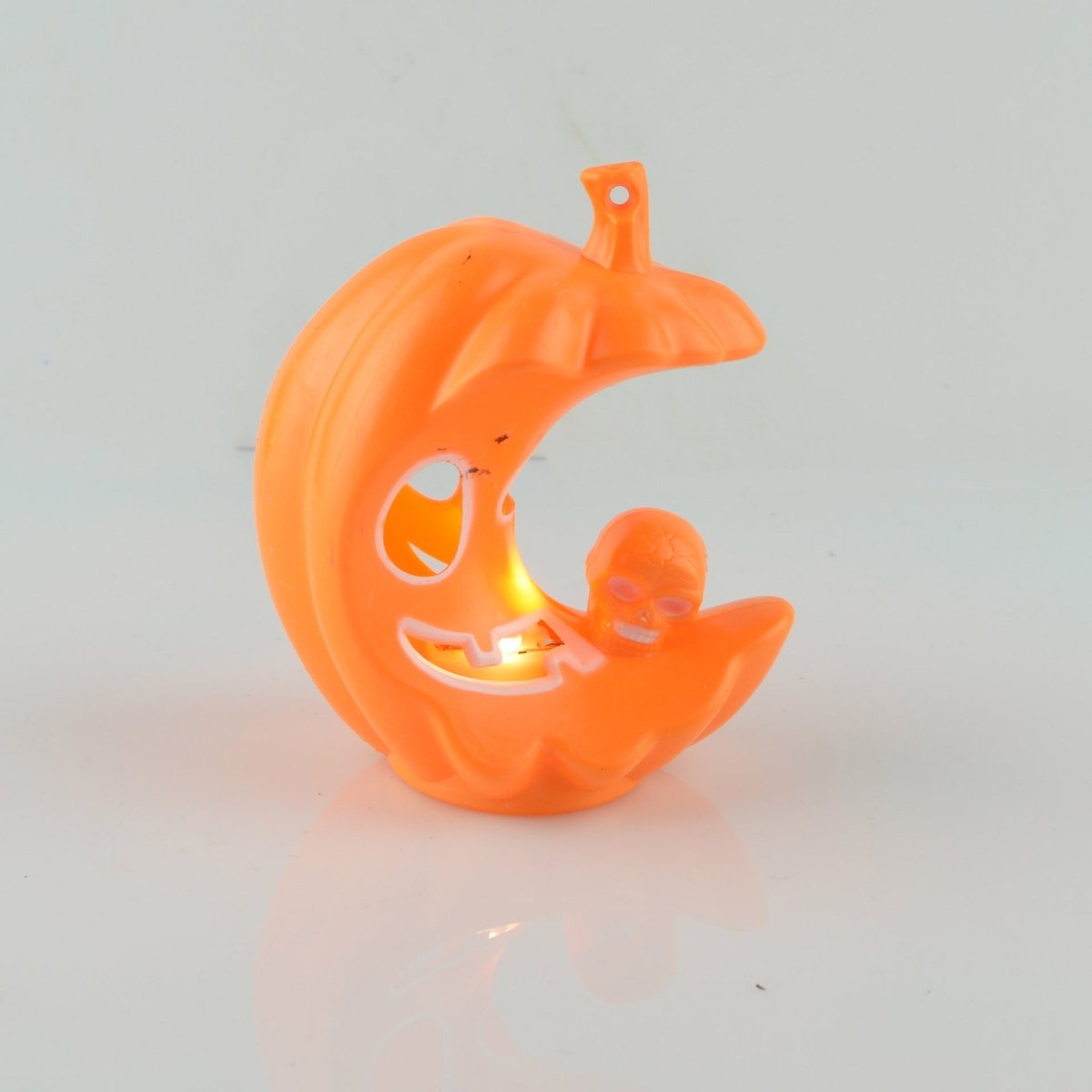 Halloween Decorative Pumpkin Moon - light Lamp - 0 - Scribble Snacks