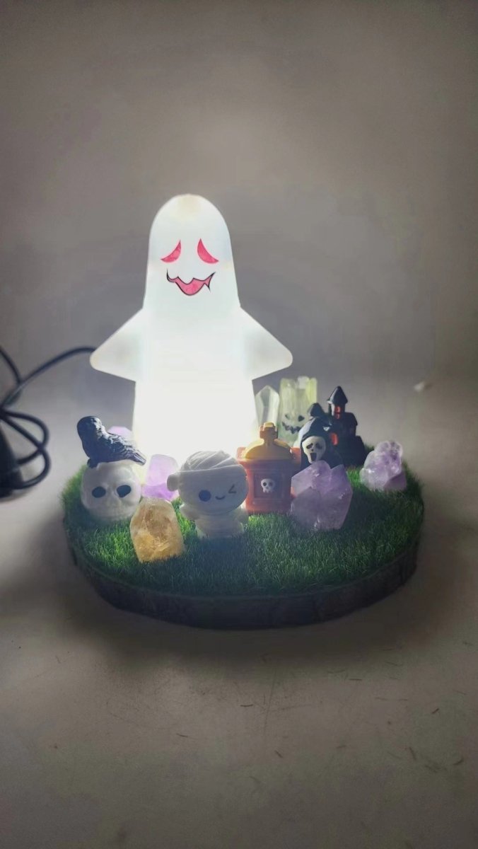 Halloween DIY Small Night Lamp - 0 - Scribble Snacks