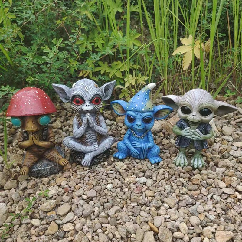 Halloween Garden Decoration Alien Statue Garden Garden Garden Decoration - 0 - Scribble Snacks