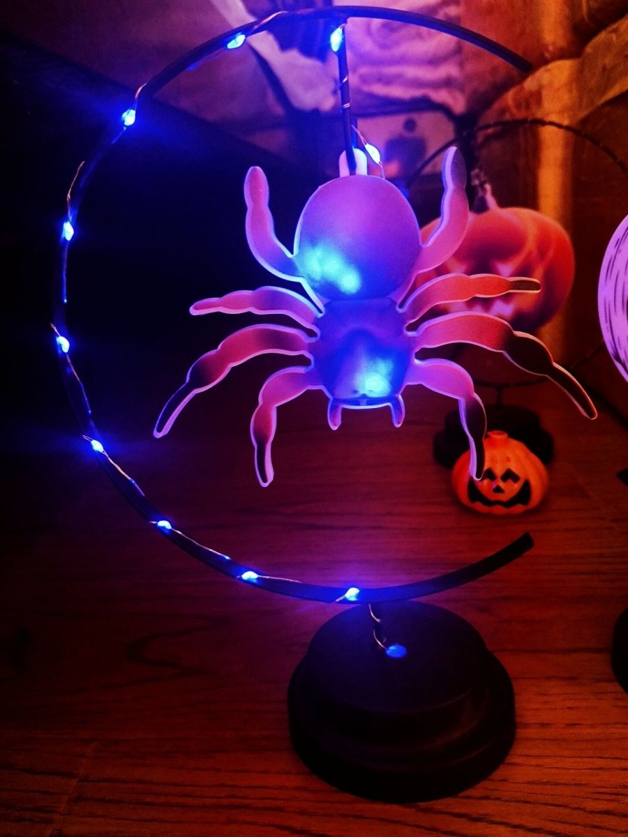 Halloween Wrought Iron Modeling Lamp - 0 - Scribble Snacks