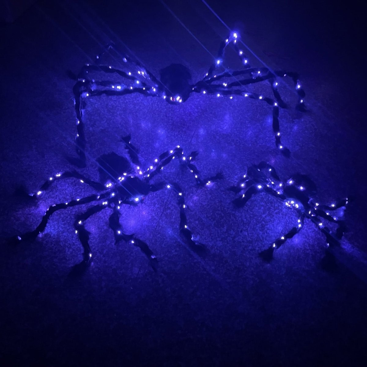 New Halloween Glowing Plush Spider Decoration Prop - 0 - Scribble Snacks