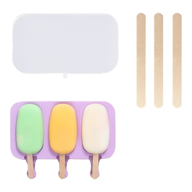 Classic oval silicone ice lolly mould with three lollies, lid and sticks