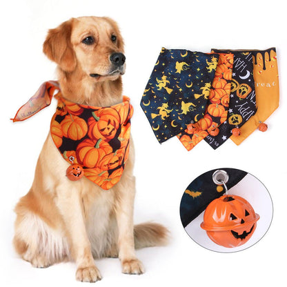 Pet Dog And Cat Halloween Print Triangle Saliva Towel - 0 - Scribble Snacks