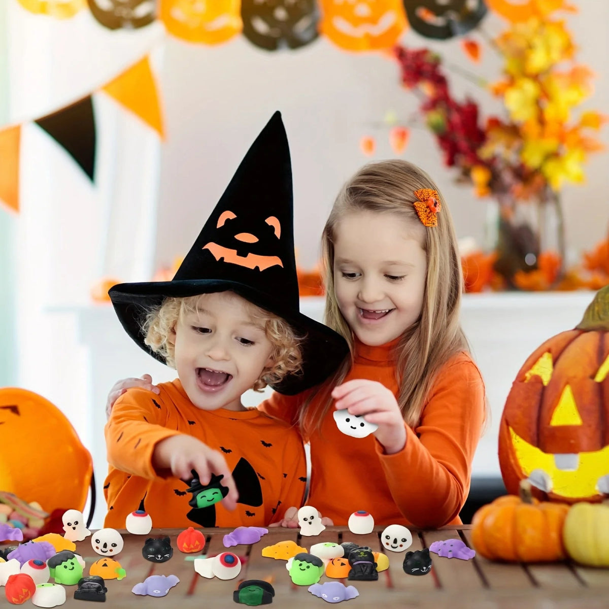 Pumpkin Punch - Happy Squeeze Set - Halloween - Party Games (Toss Games, Puzzles) - Scribble Snacks