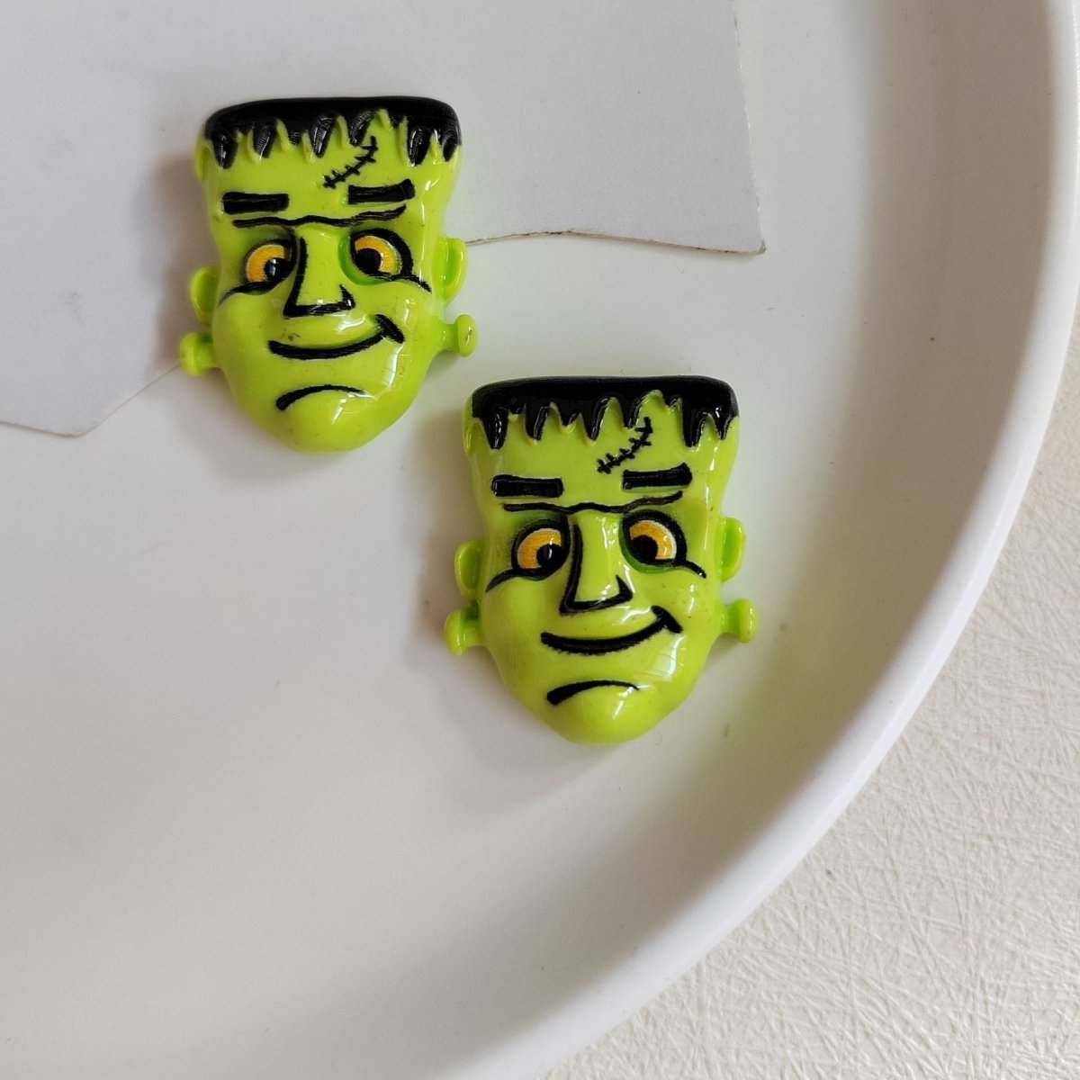 Resin Accessories Halloween Ghost Face Pumpkin Ghost Festival - 0 - Scribble Snacks