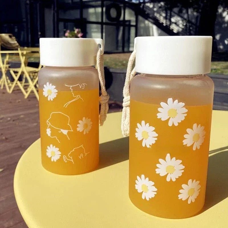 Daisy Delight Portable Water Bottle - Water Bottles - Scribble Snacks